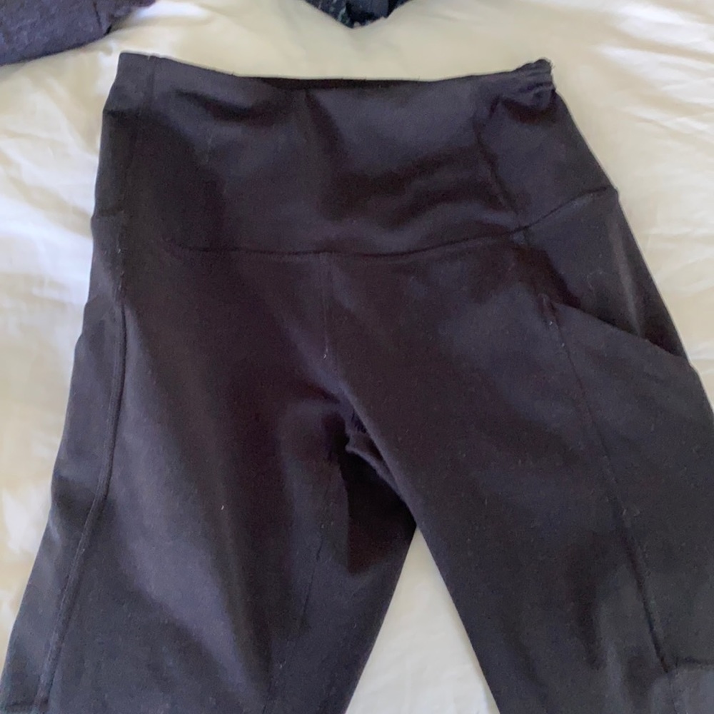 Zella black cropped leggings